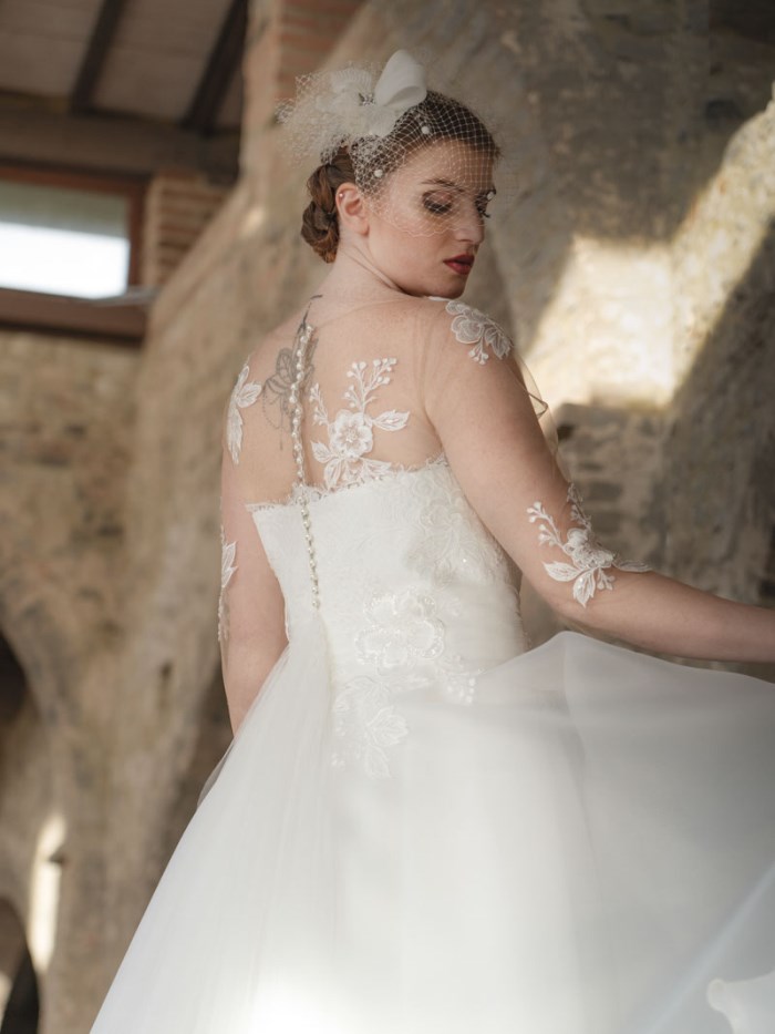 Abiti da sposa - Dolci linee - LX099