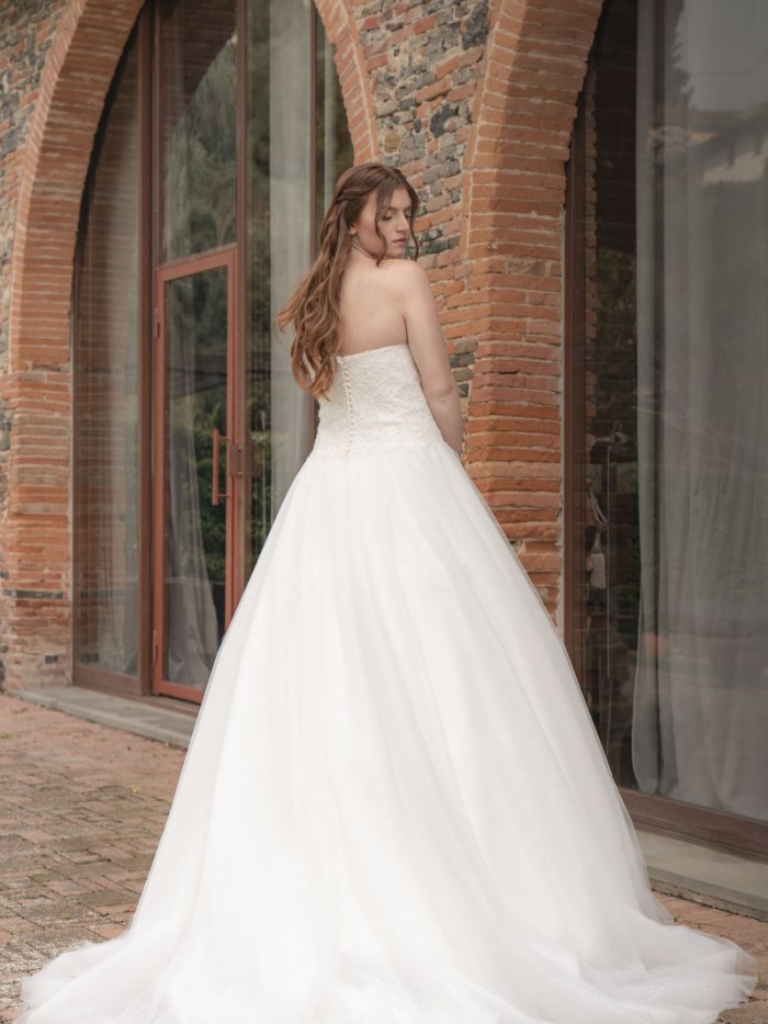 Abiti da sposa - Dolci linee - LX98