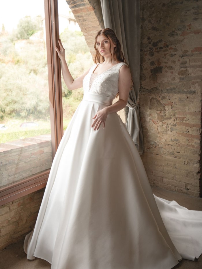 Curvy Wedding Dresses - LX101